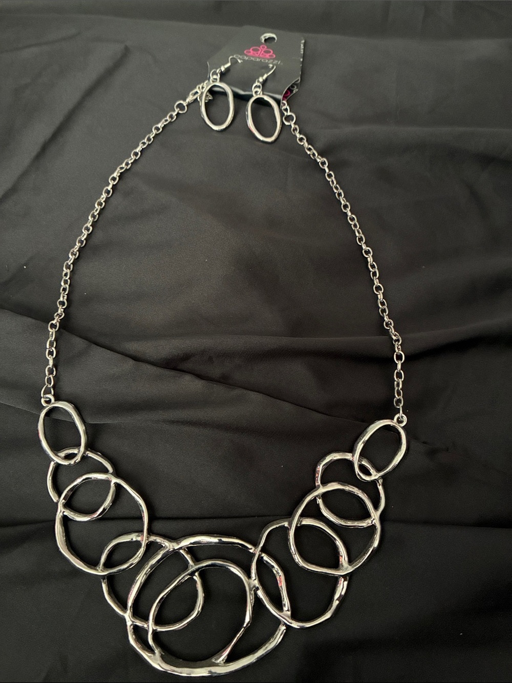 paparazzi Silver Linked Circle Bib Necklace with Matching Earrings